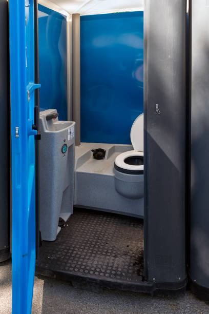 Best Porta potty delivery and setup  in Whitehall, OH